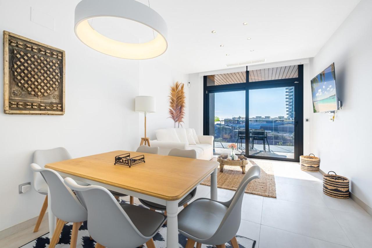 Sunset Waves Deluxe Apartments Poniente Beach Resort ベニドルム エクステリア 写真