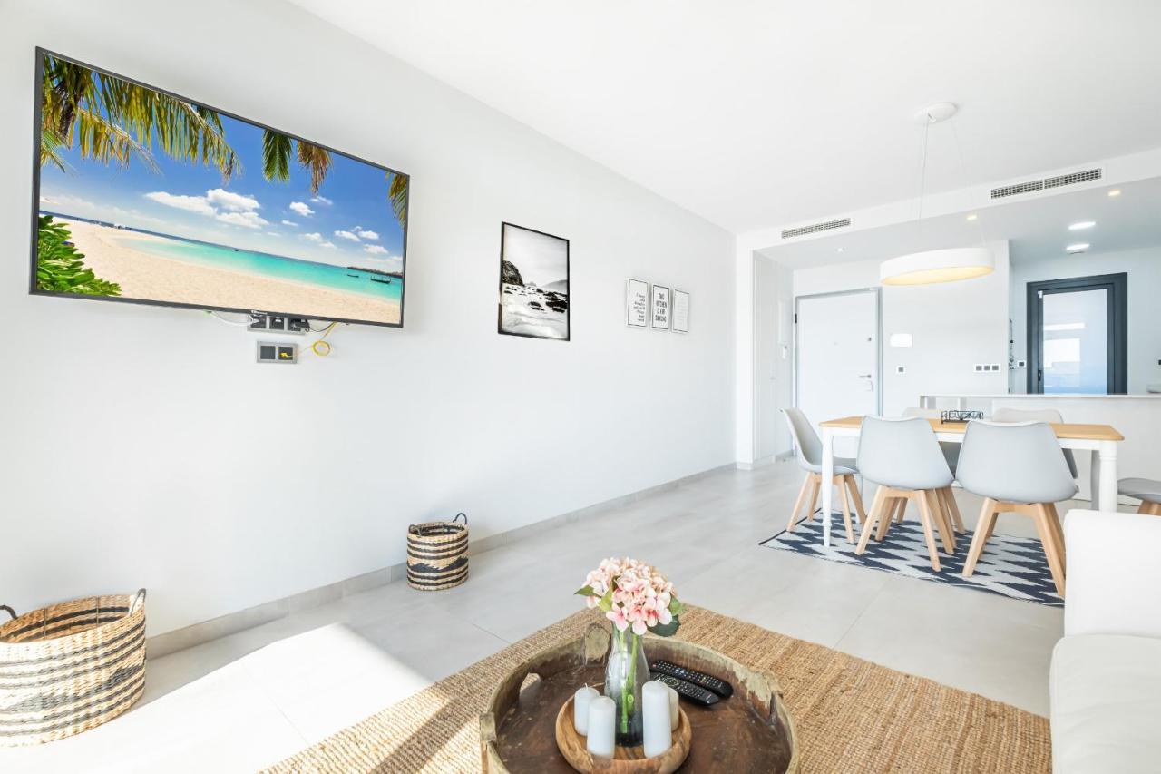 Sunset Waves Deluxe Apartments Poniente Beach Resort ベニドルム エクステリア 写真