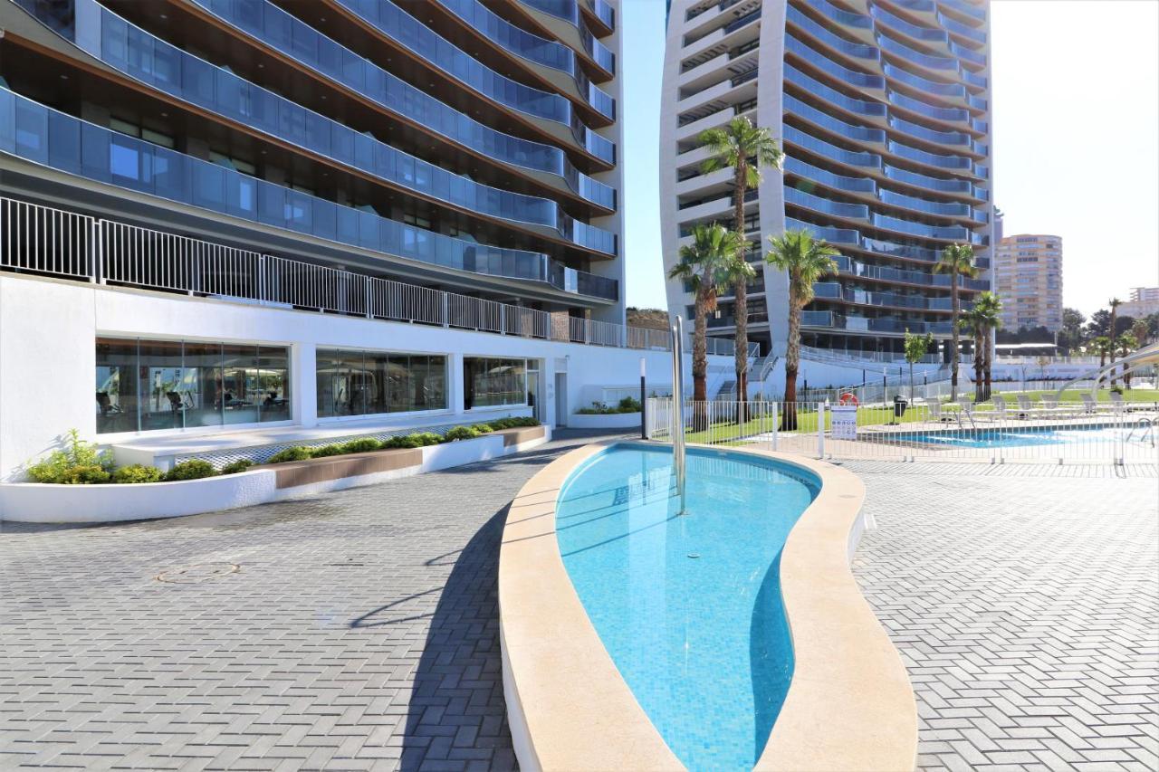 Sunset Waves Deluxe Apartments Poniente Beach Resort ベニドルム エクステリア 写真