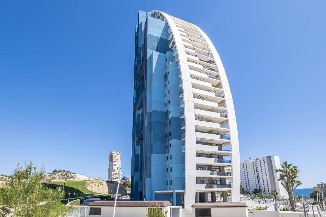 Sunset Waves Deluxe Apartments Poniente Beach Resort ベニドルム エクステリア 写真