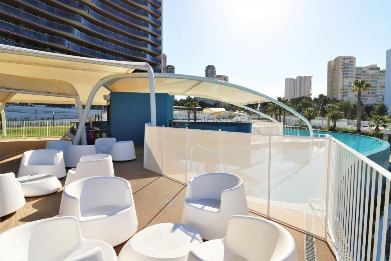 Sunset Waves Deluxe Apartments Poniente Beach Resort ベニドルム エクステリア 写真