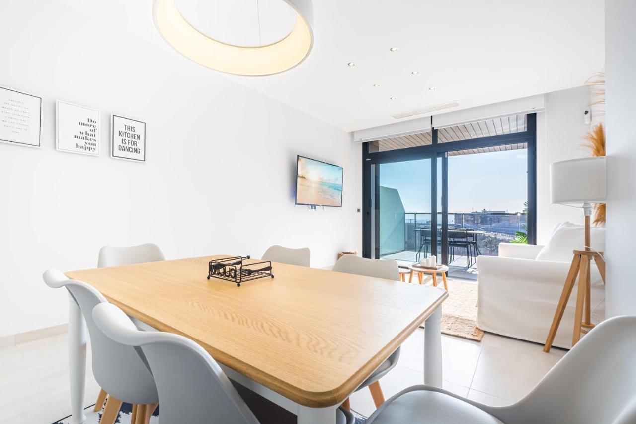 Sunset Waves Deluxe Apartments Poniente Beach Resort ベニドルム エクステリア 写真