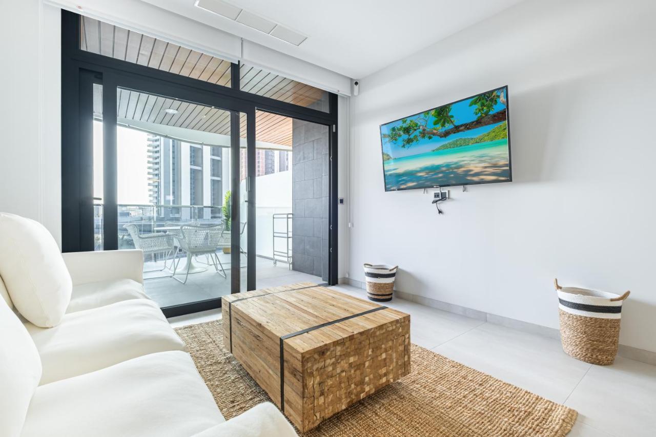 Sunset Waves Deluxe Apartments Poniente Beach Resort ベニドルム エクステリア 写真